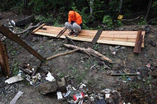 Вибух боєприпасу на Харківщині: міліціонеру відірвало ноги
