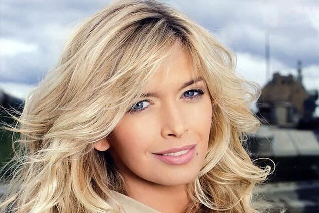 Брежнева купила себе Mercedes за $275 тысяч