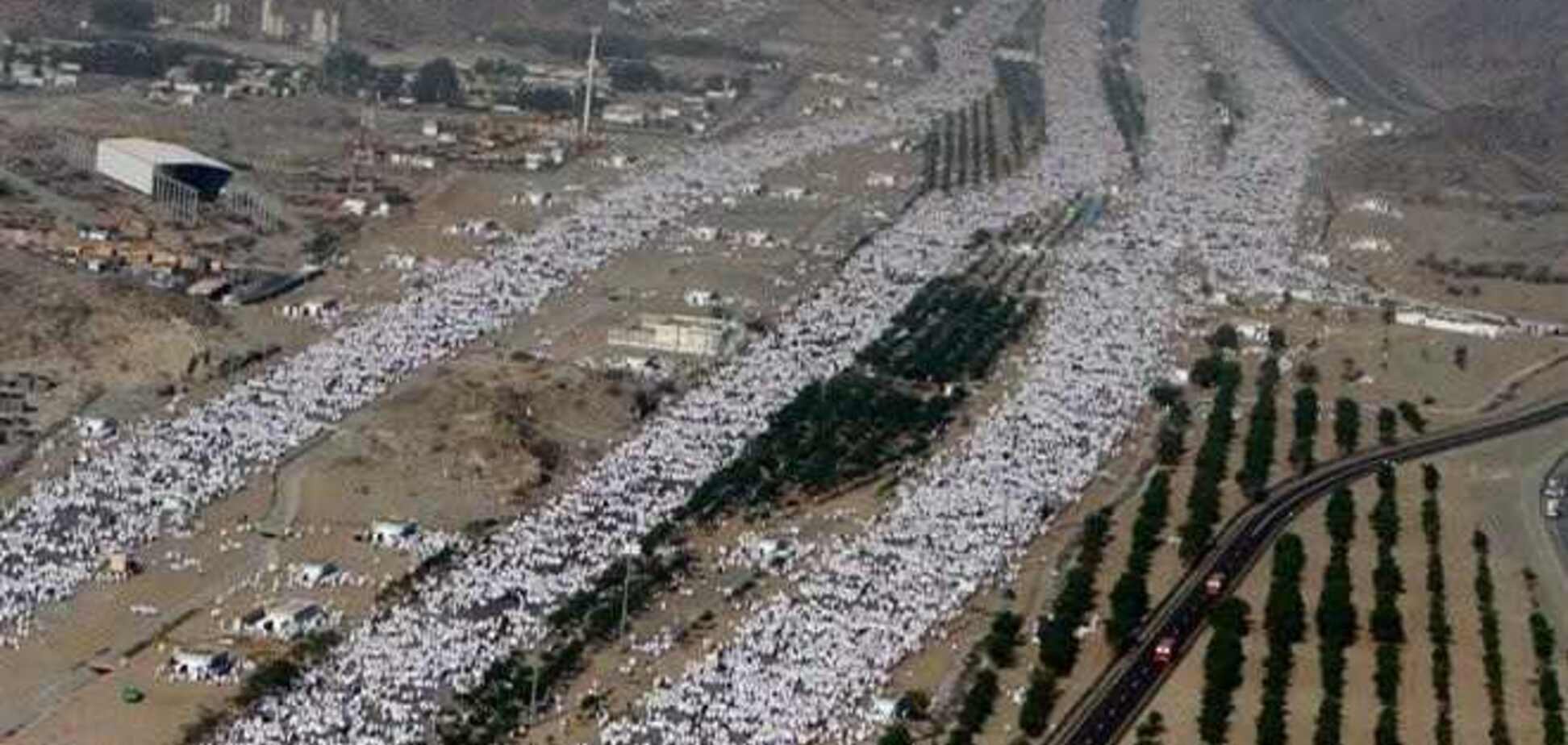 Почти два миллиона мусульман совершили хадж в Мекку 