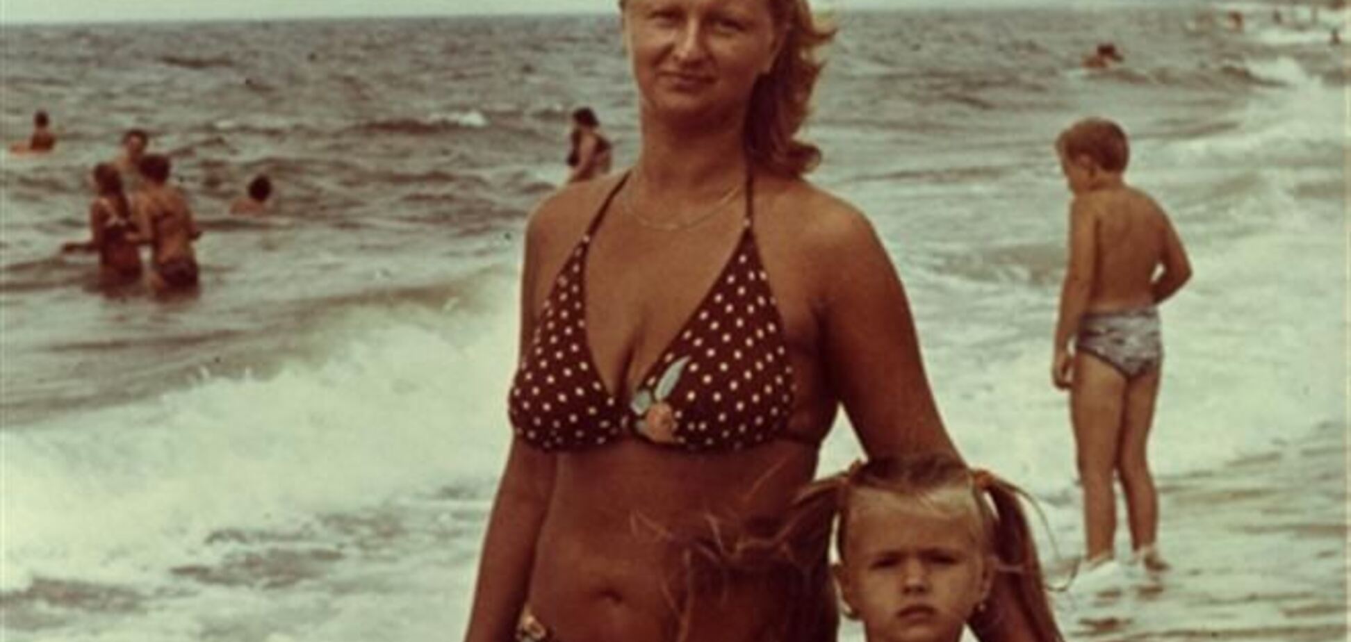 В Интернет попало фото Анны Семенович без бюстгальтера