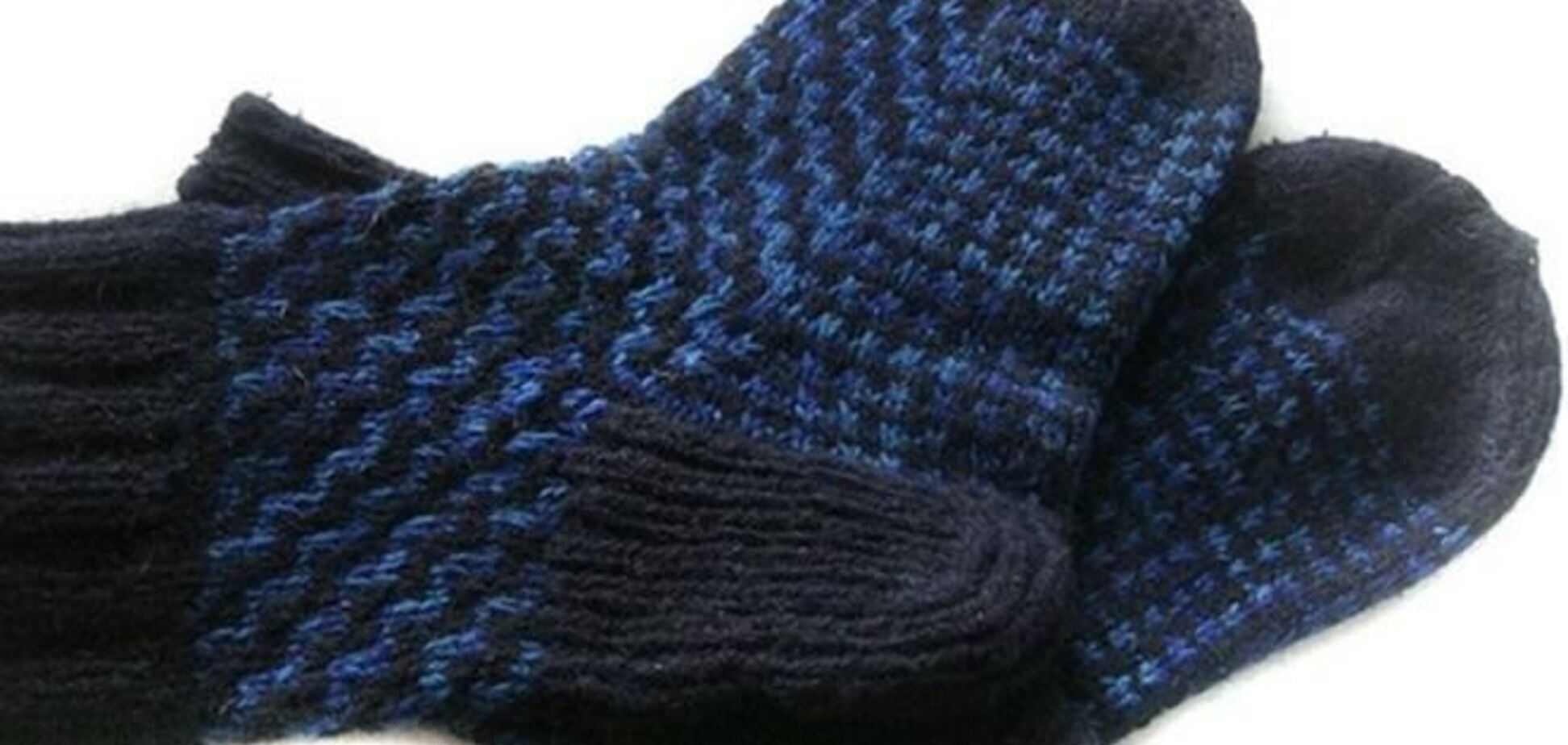 Японцы изобрели специальные носки для стариков