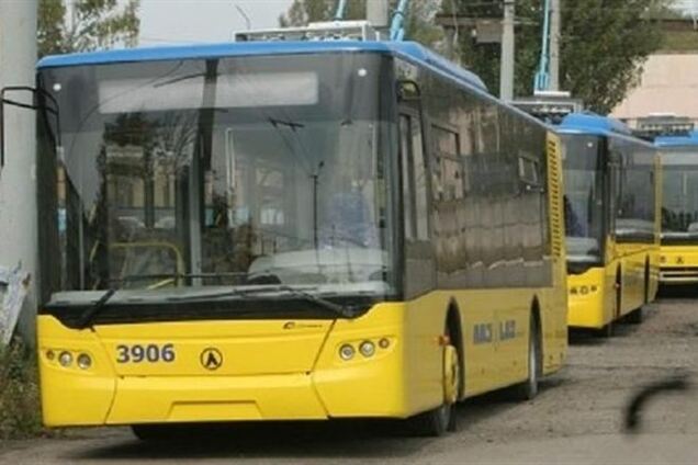 В Киеве водители трамваев и троллейбусов грозят масштабной забастовкой