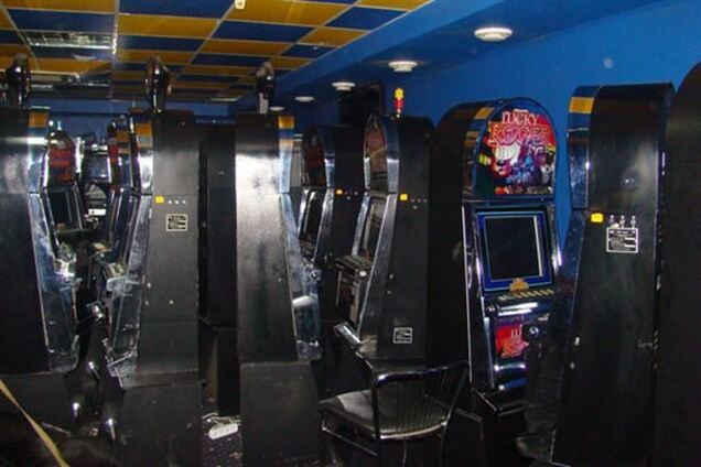 В Бердичеве милиция вместо бомбы нашла игровые автоматы
