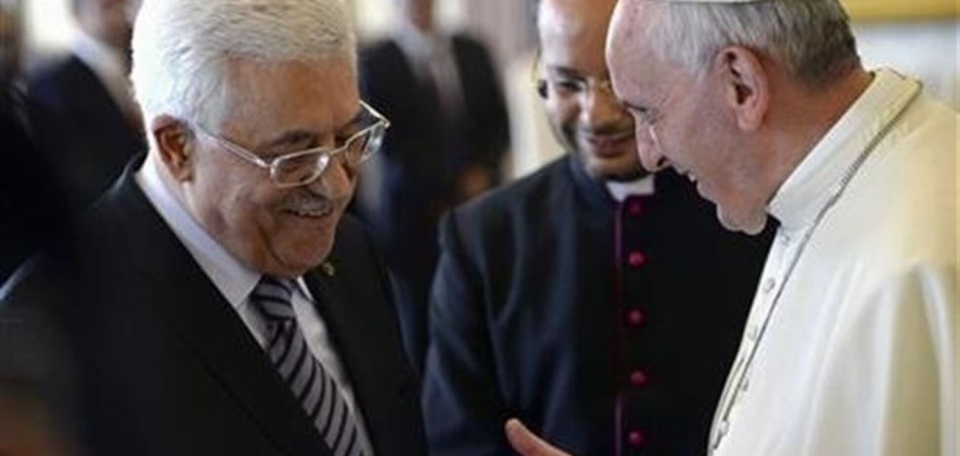 Глава Палестини запросив Папу Франциска на Святу землю