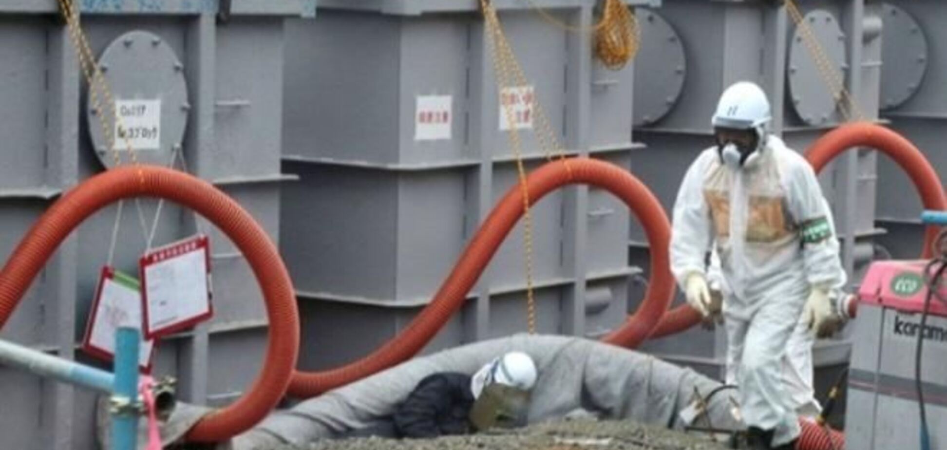 Тайфун привел в резкому скачку уровня радиации на 'Фукусиме'