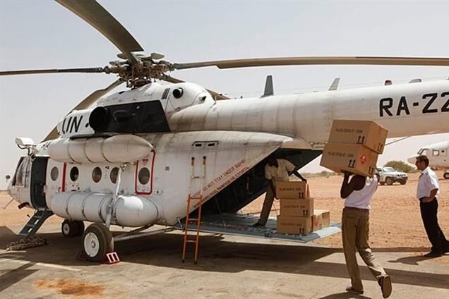 В Конго неизвестные атаковали вертолет миссии ООН