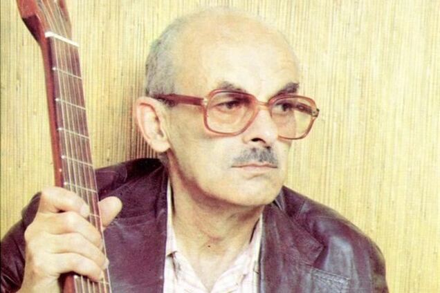 В Одесской области установлен первый в Украине памятник Булату Окуджаве