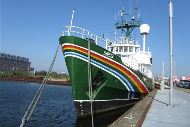 Украинцу с судна Greenpeace предъявлено обвинение в пиратстве