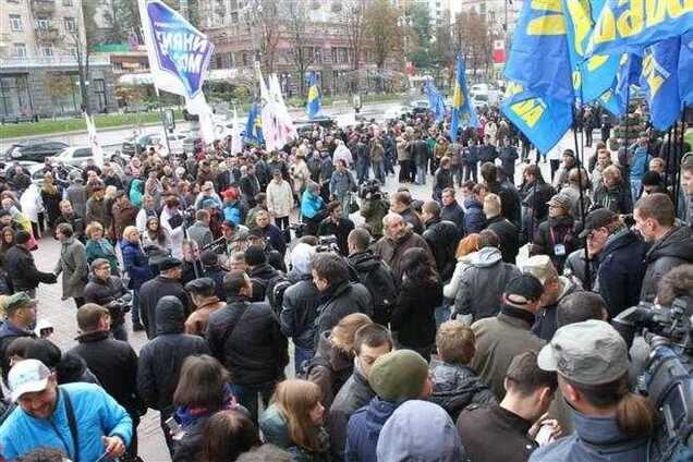 По событиям у Киевсовета в среду открыто четыре уголовных производства