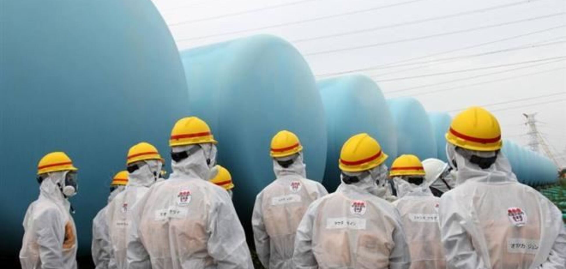 На 'Фукусиме' радиоактивная вода утекла за пределы защитной дамбы
