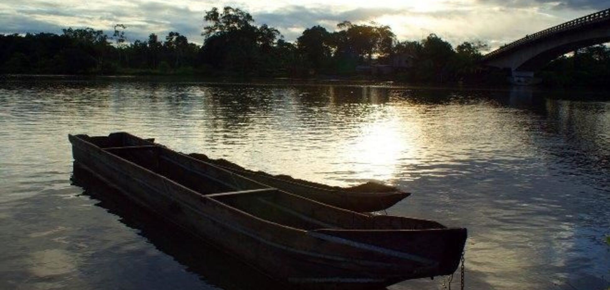 Рятувальники шукають рибалку, якого віднесло вітром в Азовське море