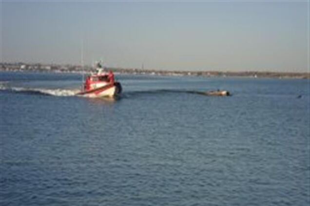На Запоріжжі врятували рибалку, добу дрейфував в море