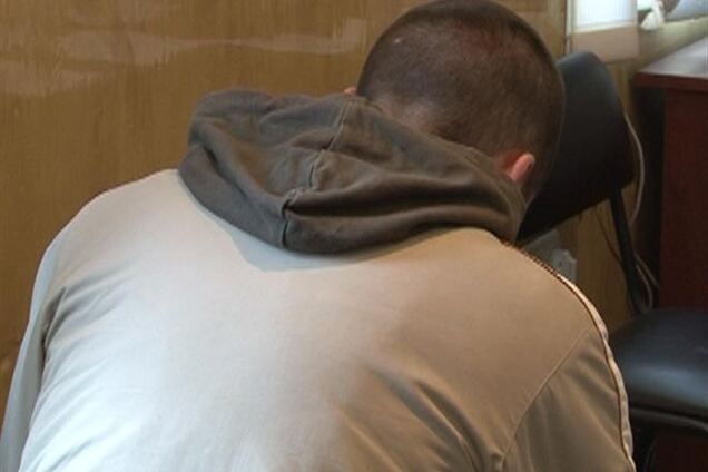 У Харкові п'яний чоловік намагався підірвати дружину і однорічну дитину