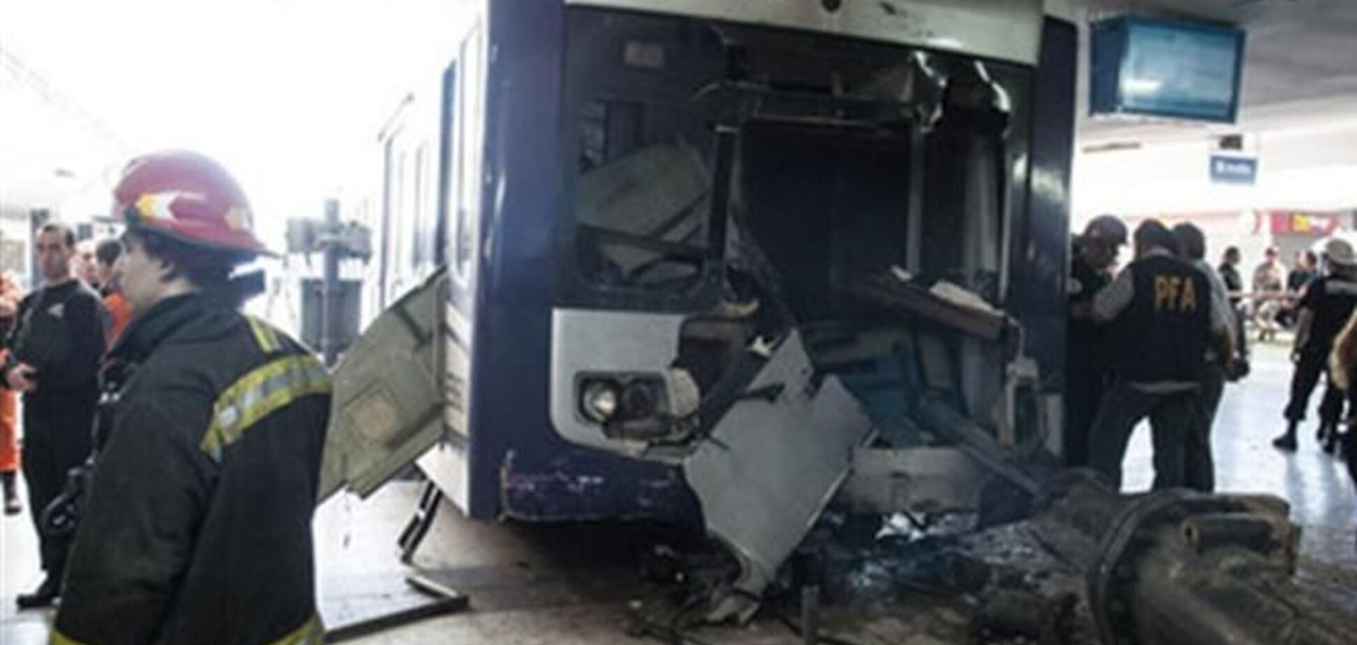 У Мережі з'явився відеозапис катастрофи поїзда в Буенос-Айресі