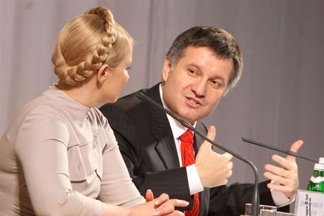'Батьківщина' загрожує блокуванням трибуни під час розгляду Радою лікування Тимошенко