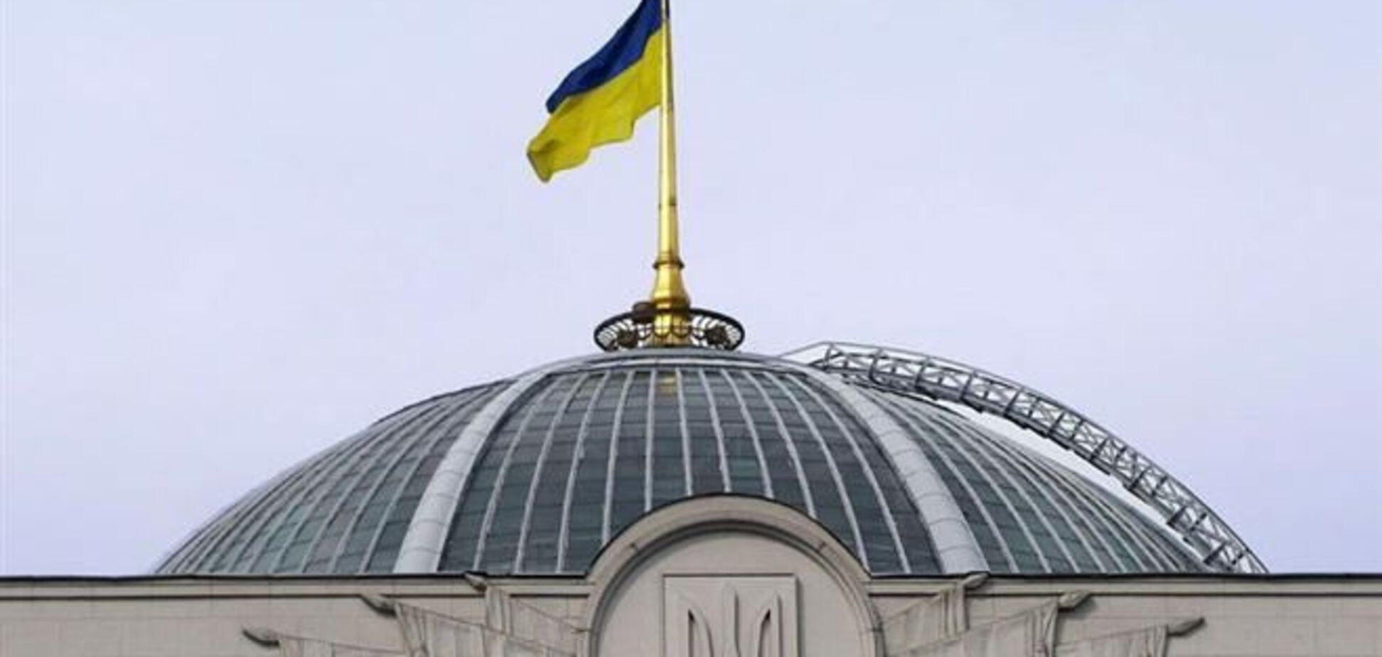 Депутатам Верховной Рады Украины предложили ограничить алкоголь