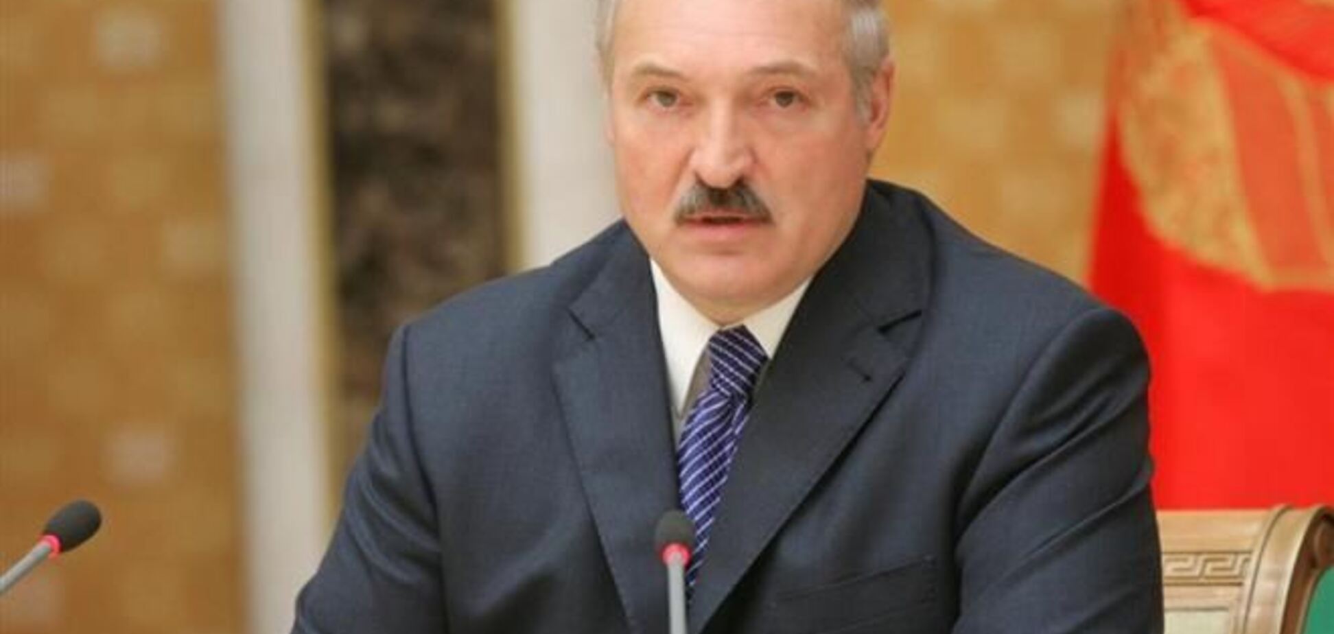 США просили Лукашенко поддержать нападение на Хусейна