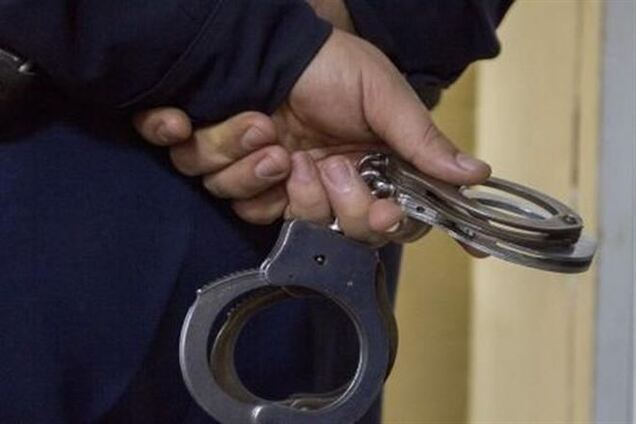 Які побили і пограбували макіївчанина міліціонери відбулися умовними термінами