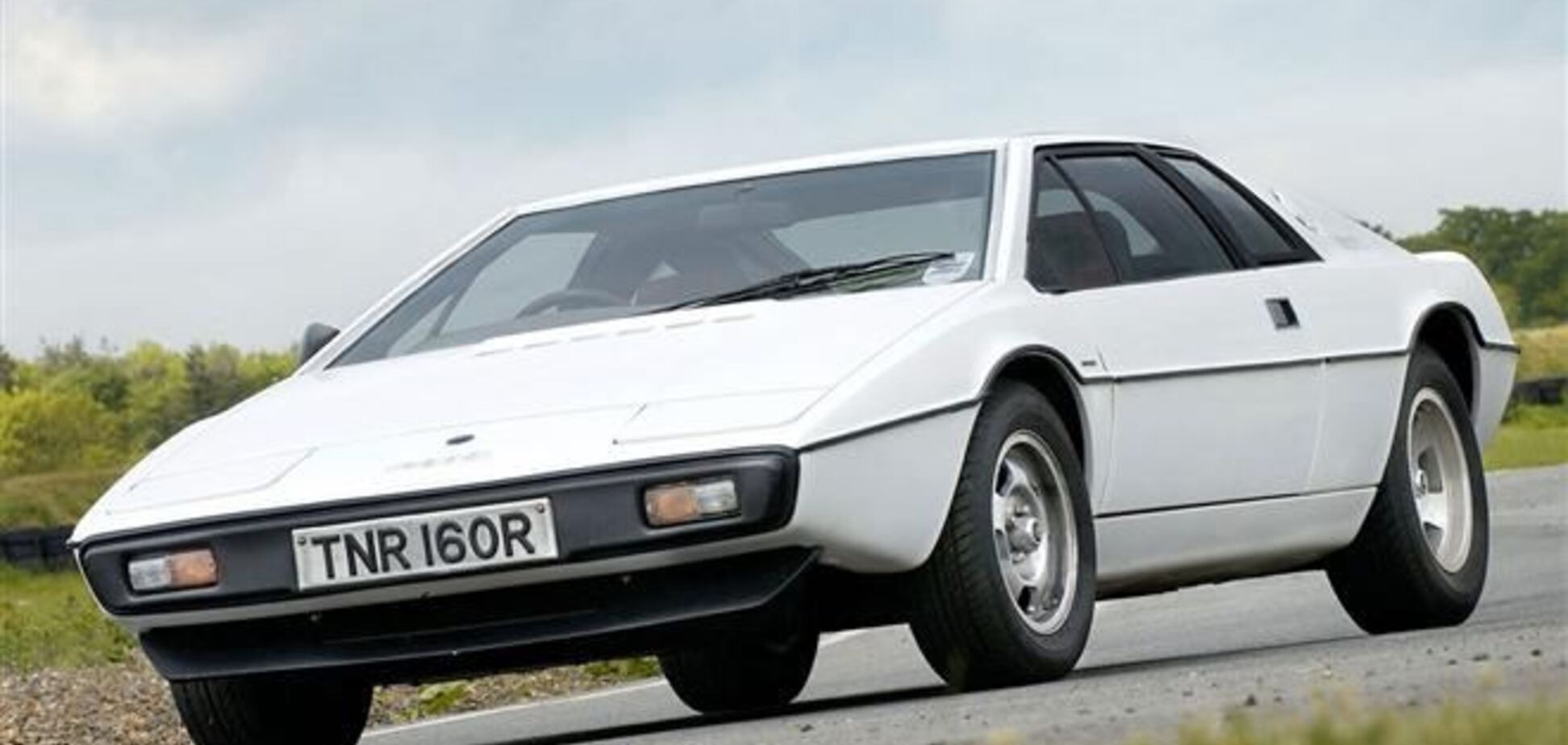 Из машины агента 007 сделают рабочую субмарину