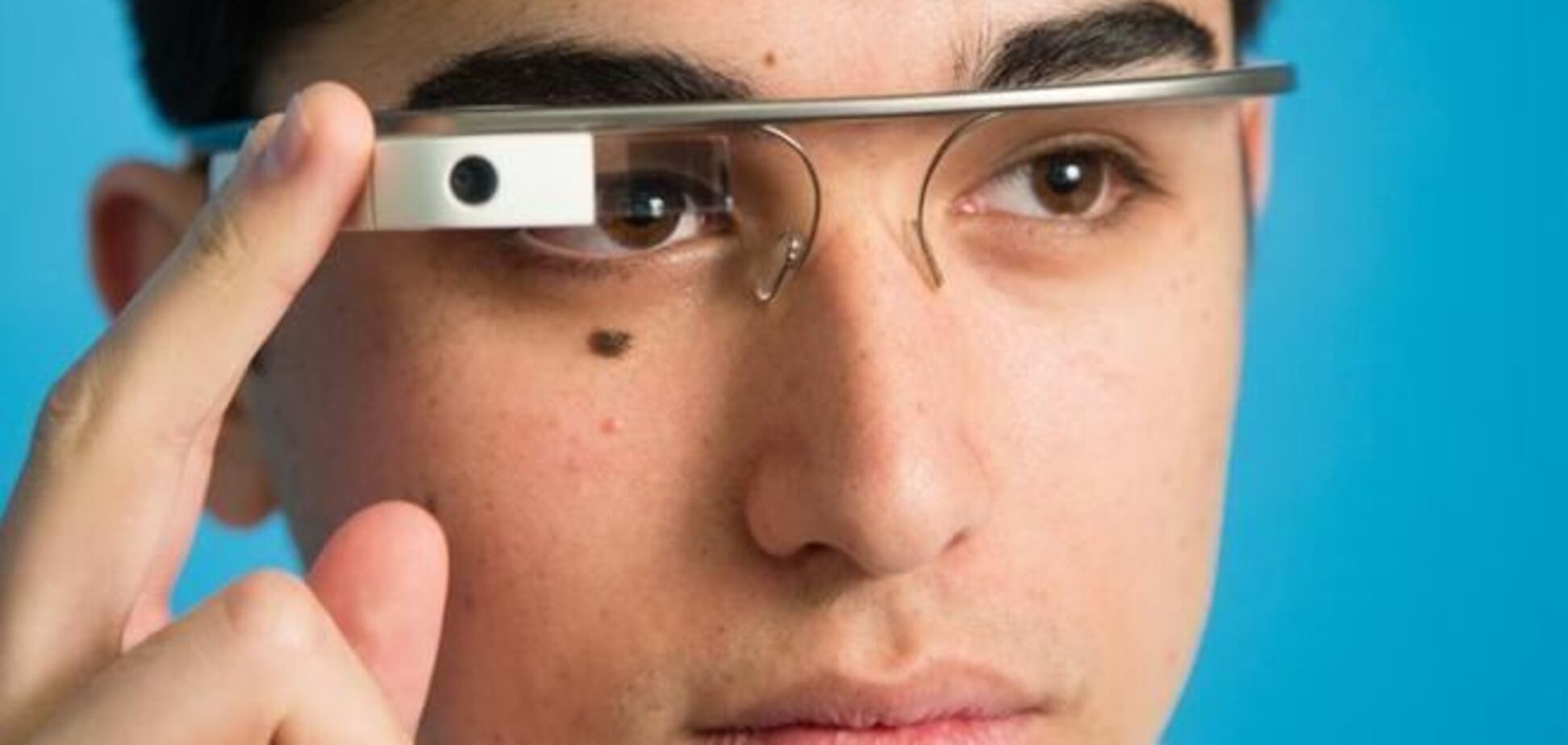 Microsoft разработала конкурента Google Glass