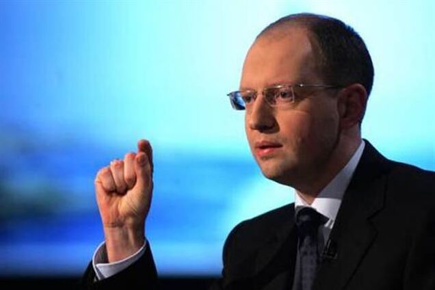 Яценюка не устраивает законопроект Мищенко о лечении заключенных за границей