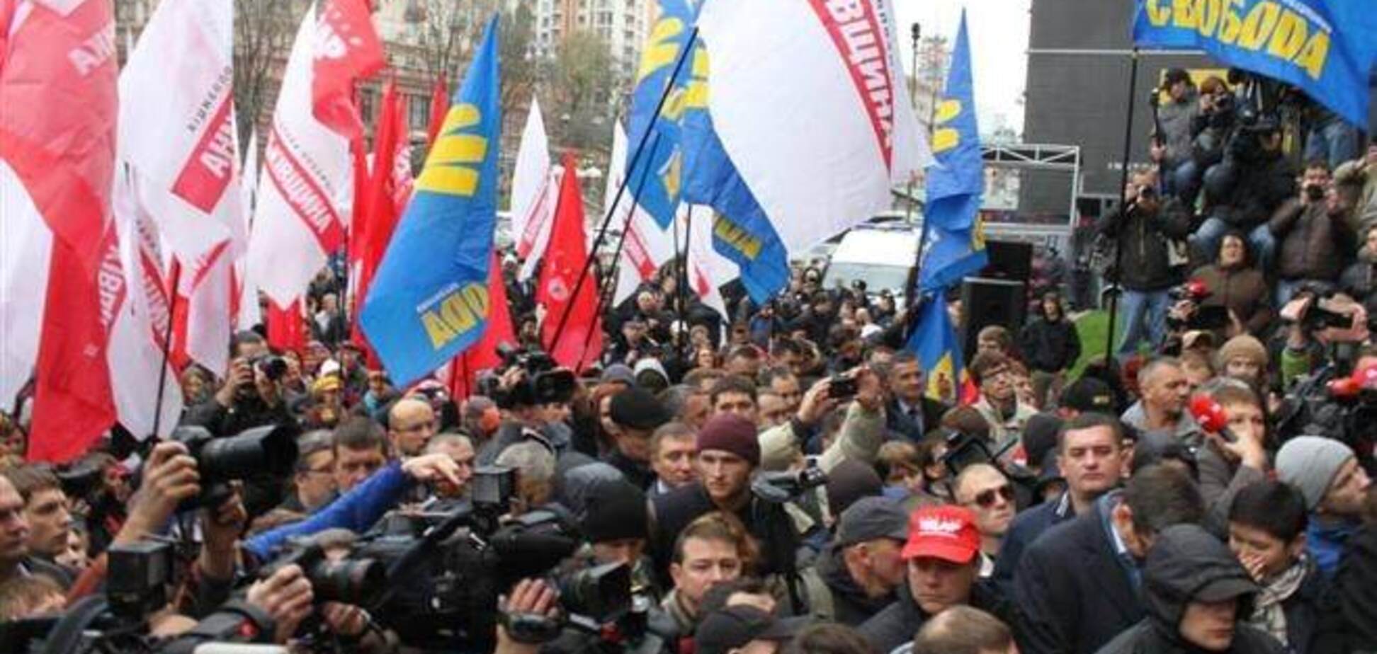 На митинги под Киевсовет придут 3 тыс. чел.