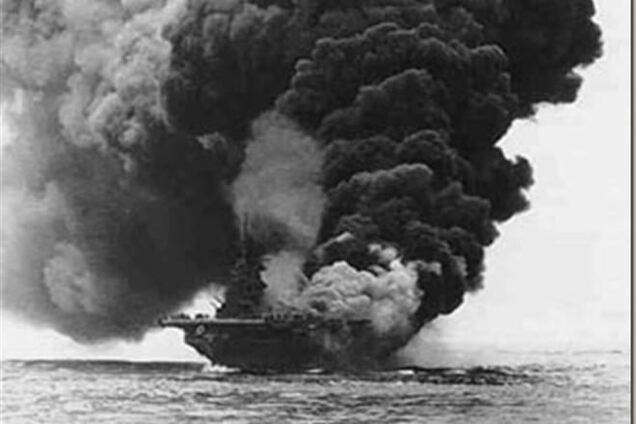 США продали прославившийся авариями авианосец за 1 цент