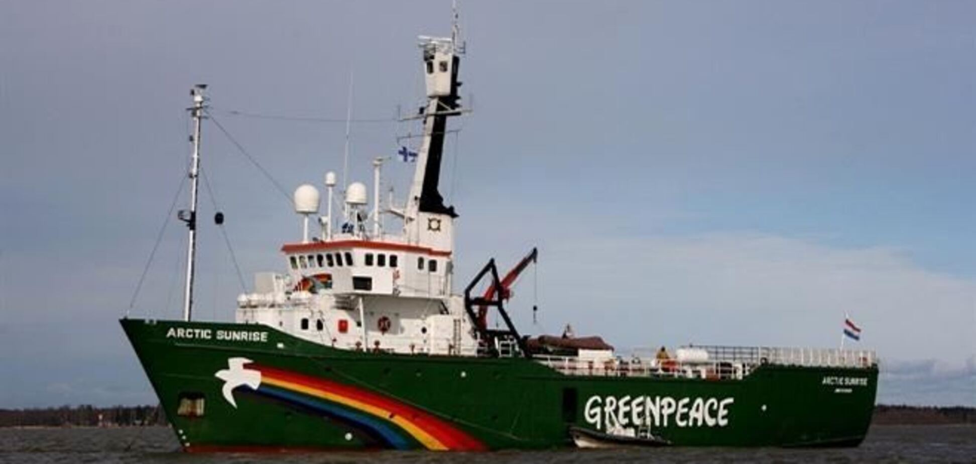 Росіяни залишили українця з Arctic Sunrise під арештом