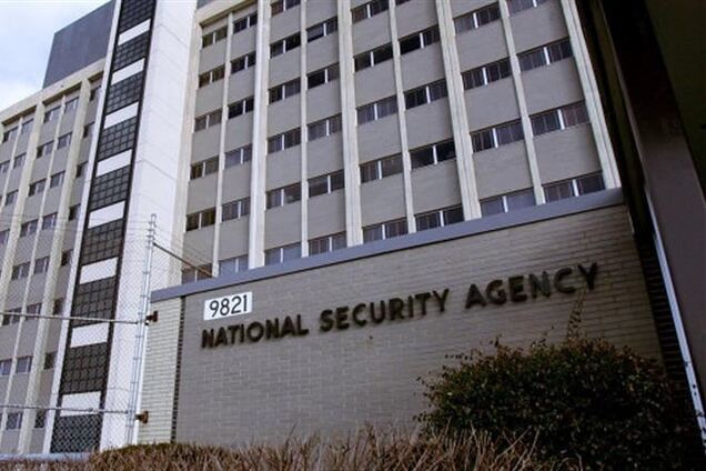 Франция и Германия требуют от США объяснений из-за шпионажа