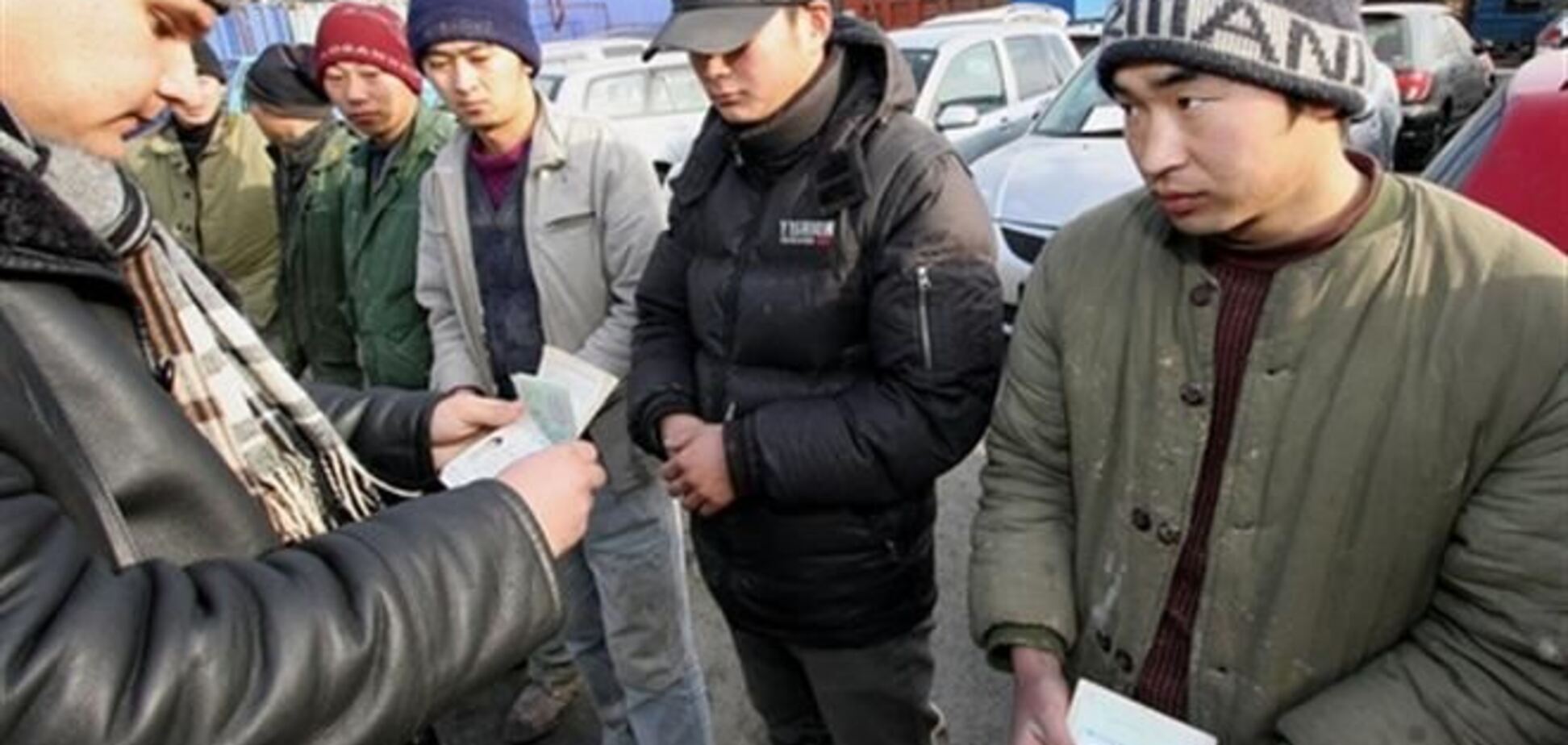 Россия не будет выдавать гражданство ранее депортированным иностранцам