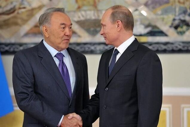 Назарбаев и Путин за председательство Украины в СНГ в 2014