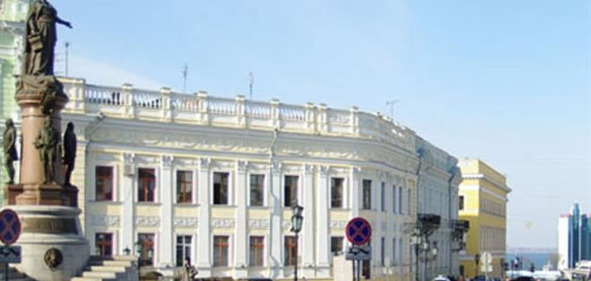 Суд заборонив проведення масових акцій в Одесі