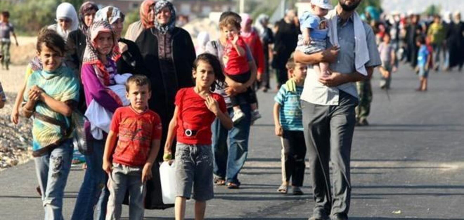 Более 130 тысяч сирийцев бежали из-за бомбардировок - 'Врачи без границ'