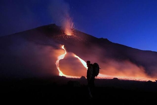На Сицилії 'прокинувся' вулкан Етна