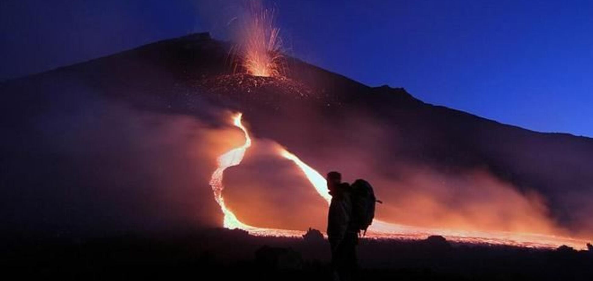 На Сицилии 'проснулся' вулкан Этна
