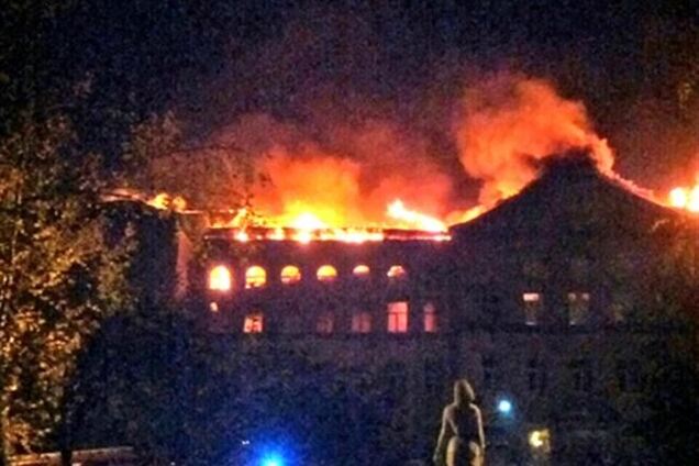 В Киеве горит университет