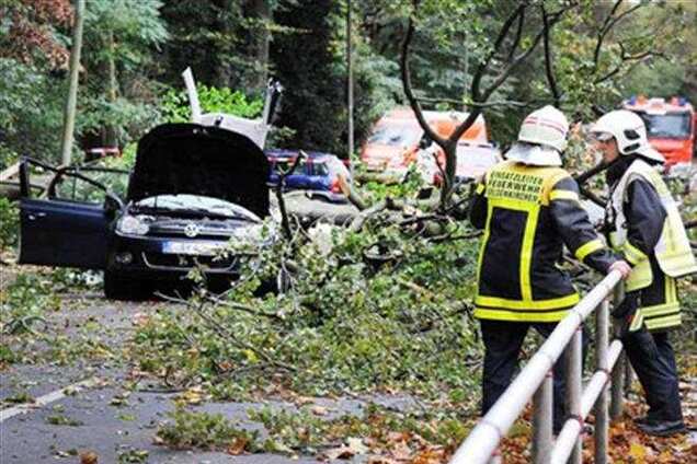 Количество жертв шторма в Европе увеличилось до 13 человек