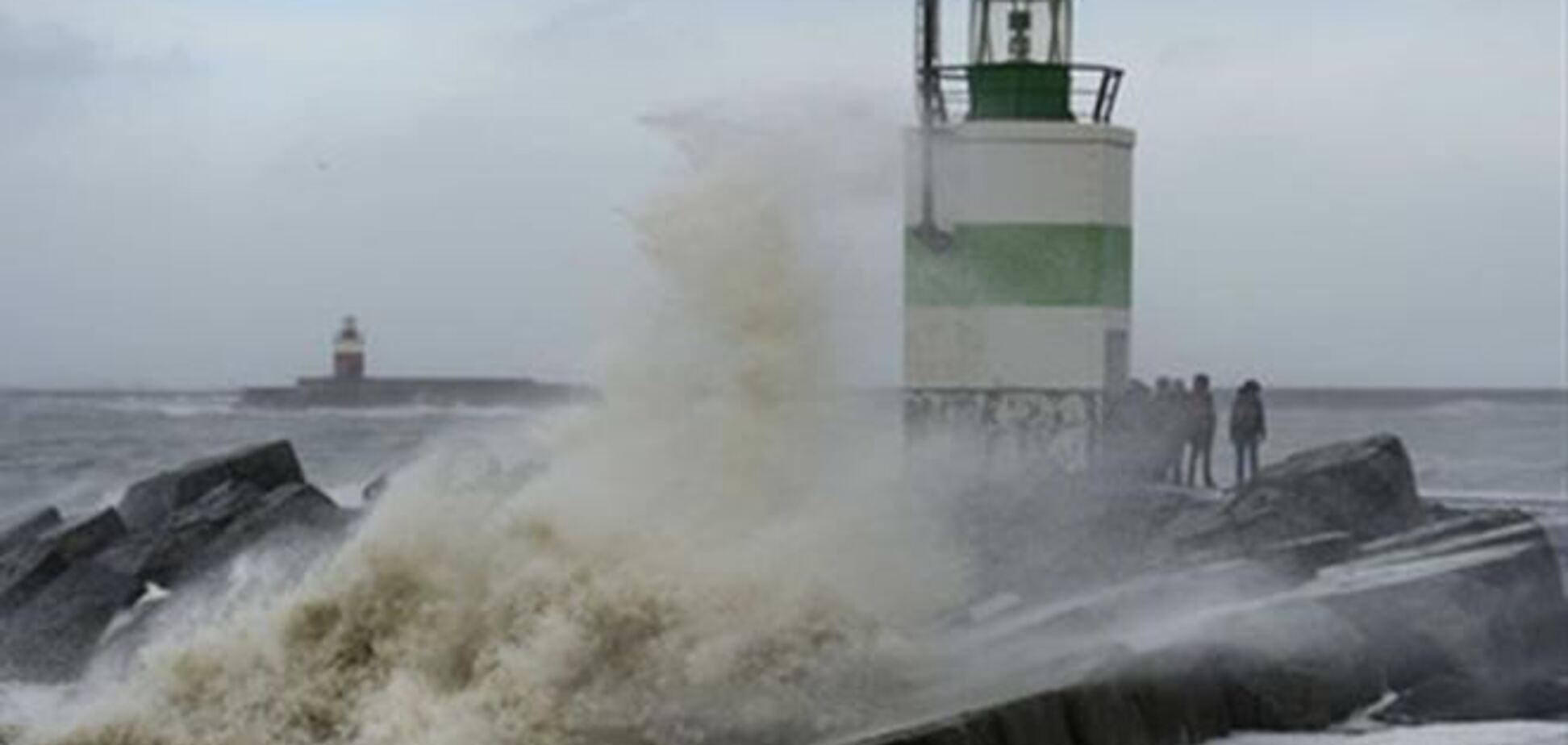 Ураган 'Святой Иуда' оставил без света десятки тысяч домов в Швеции