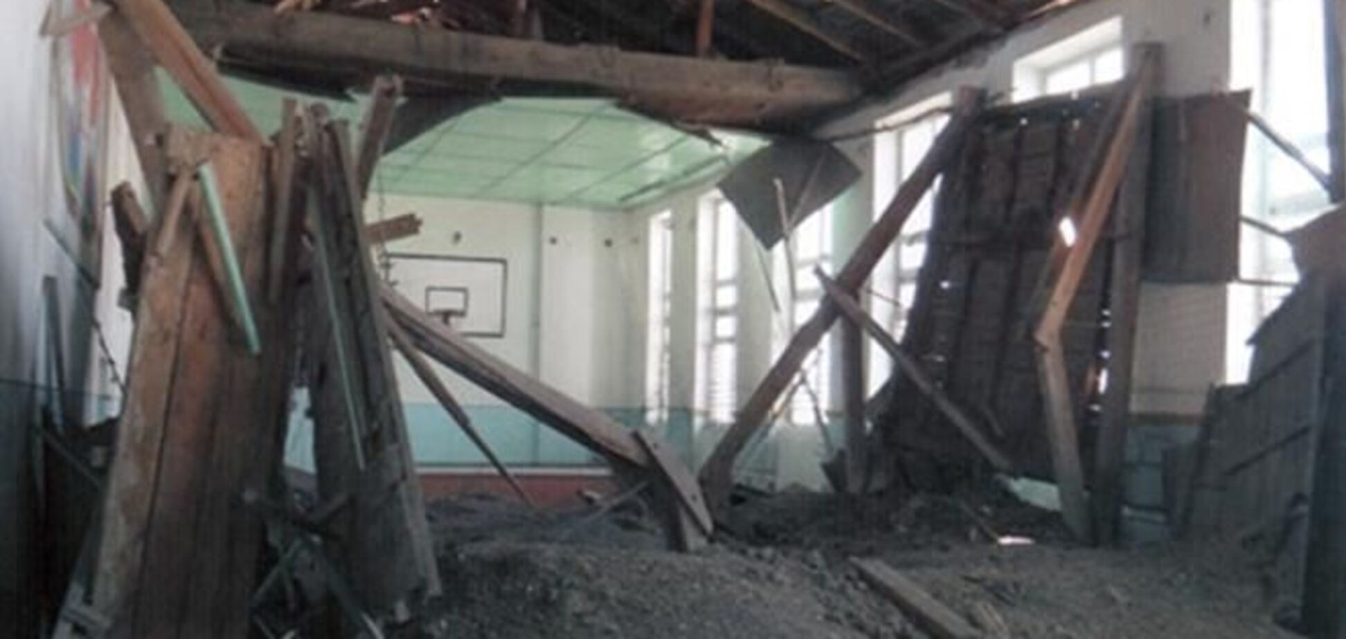 На Луганщине крыша убила 10-летнего ребенка