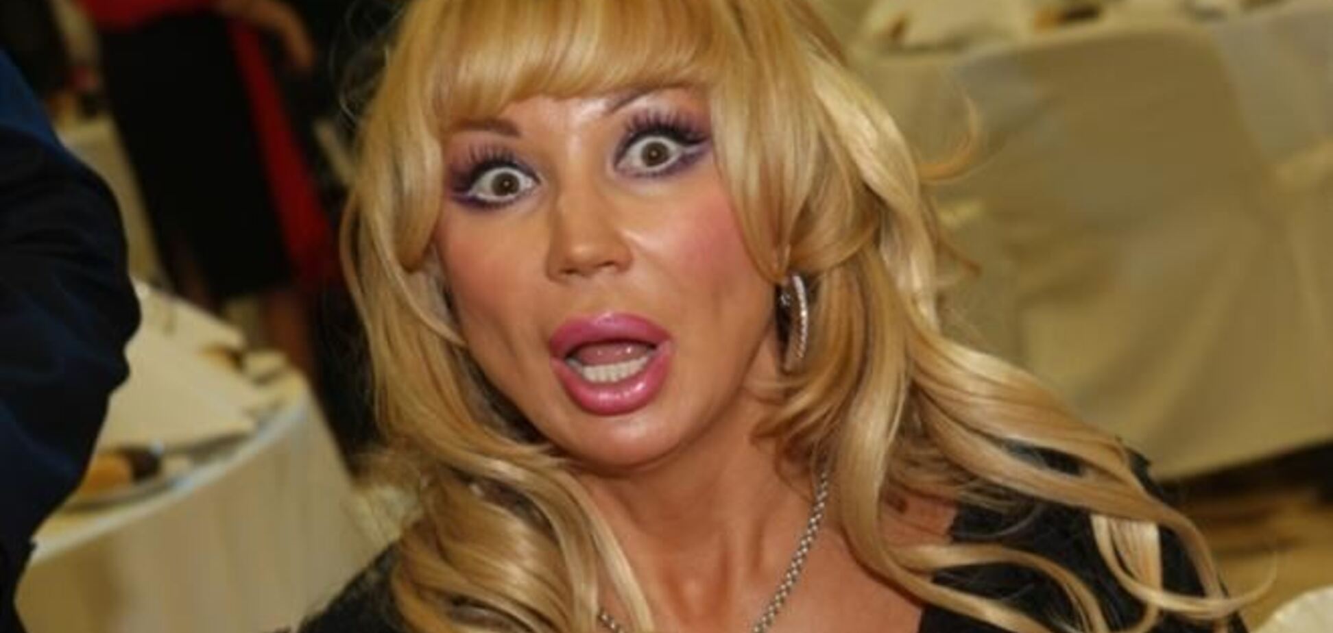 Распутина лишила дочь жилья и заперла ее в психбольнице