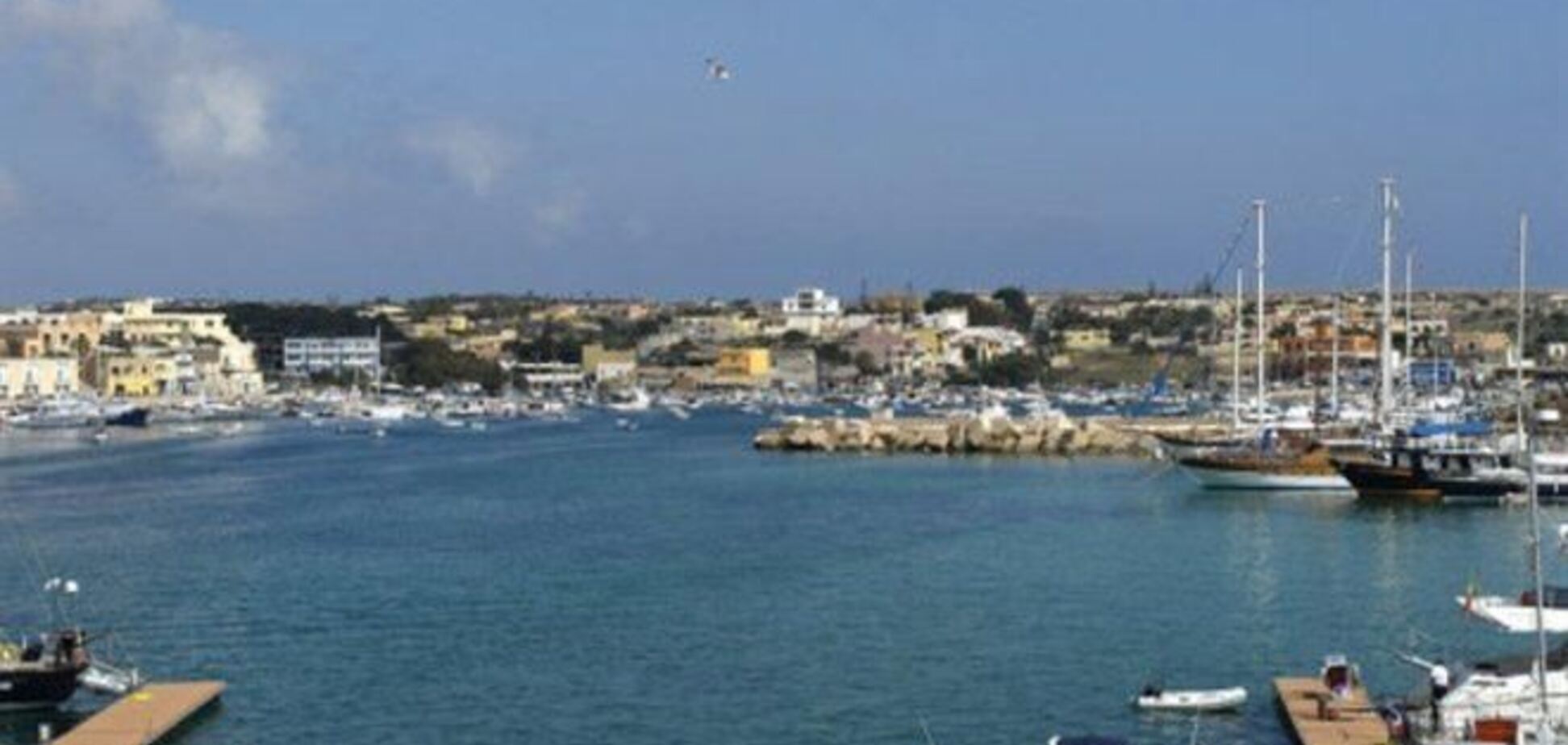 В кораблекрушении возле острова Лампедуза уже погибли более 130 человек