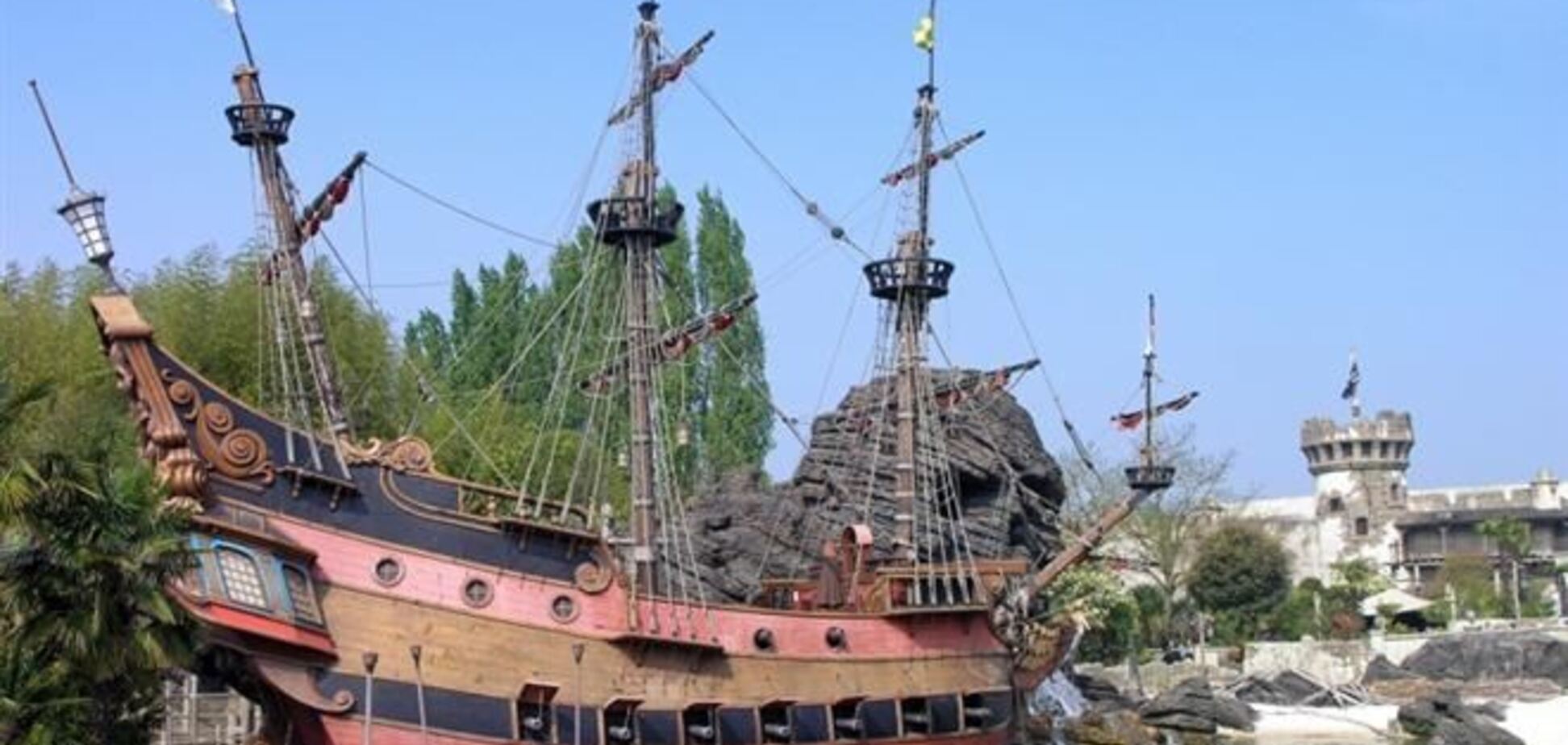 В парижском 'Диснейленде' серьезно пострадал ребенок