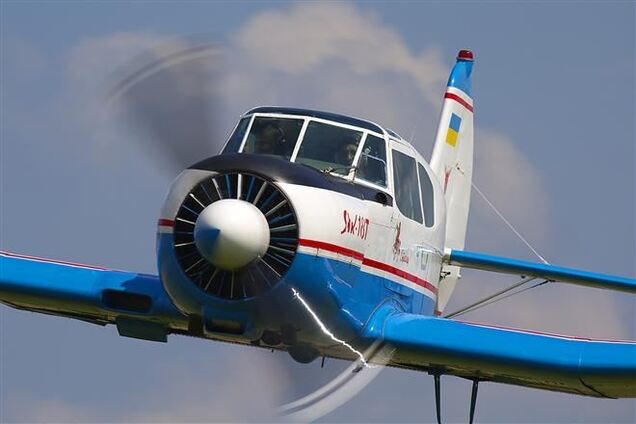 На Рівненщині за загадкових обставин розбився літак