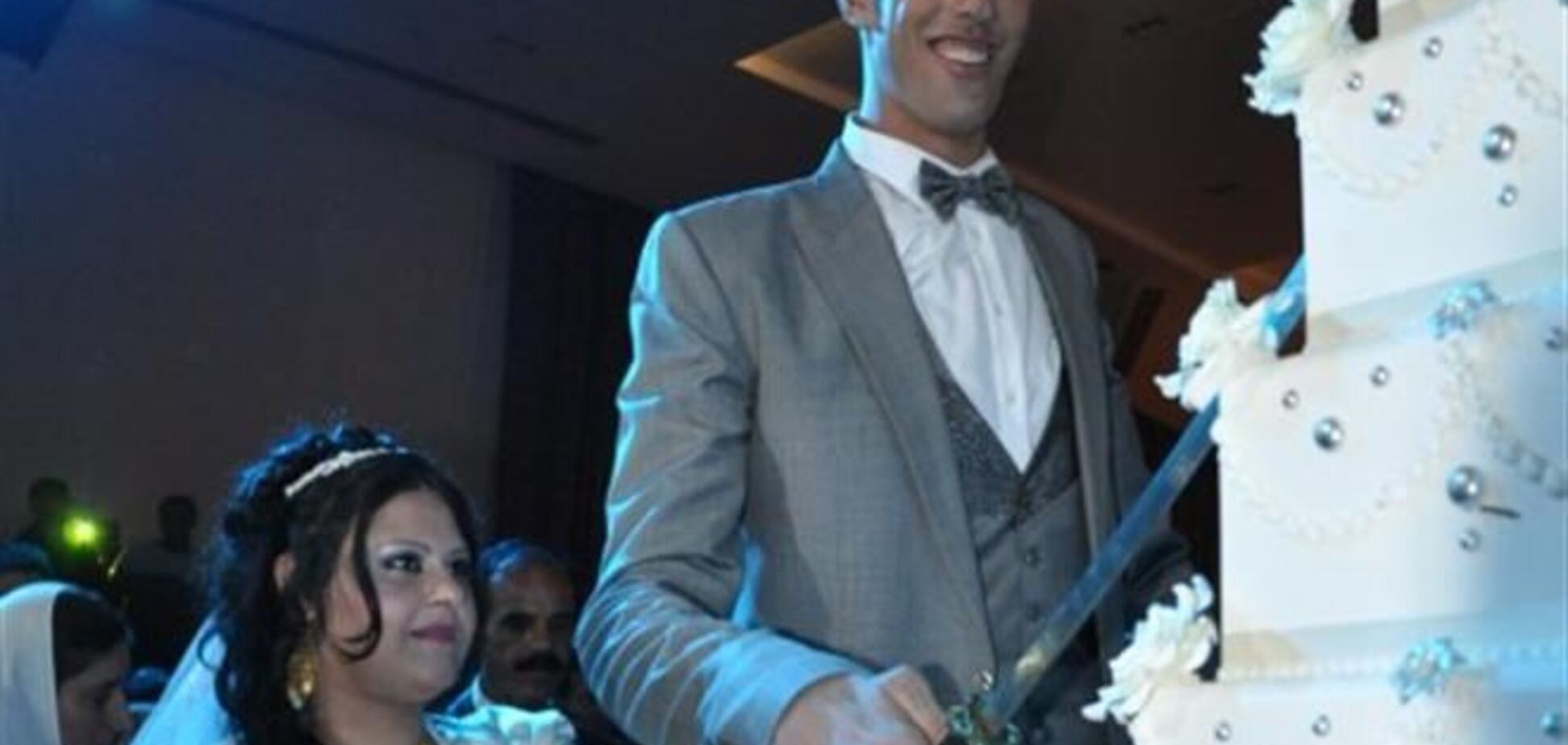 Самый высокий человек в мире женился