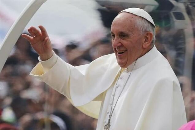 Папа Франциск получил премию 'Простая коммуникация'