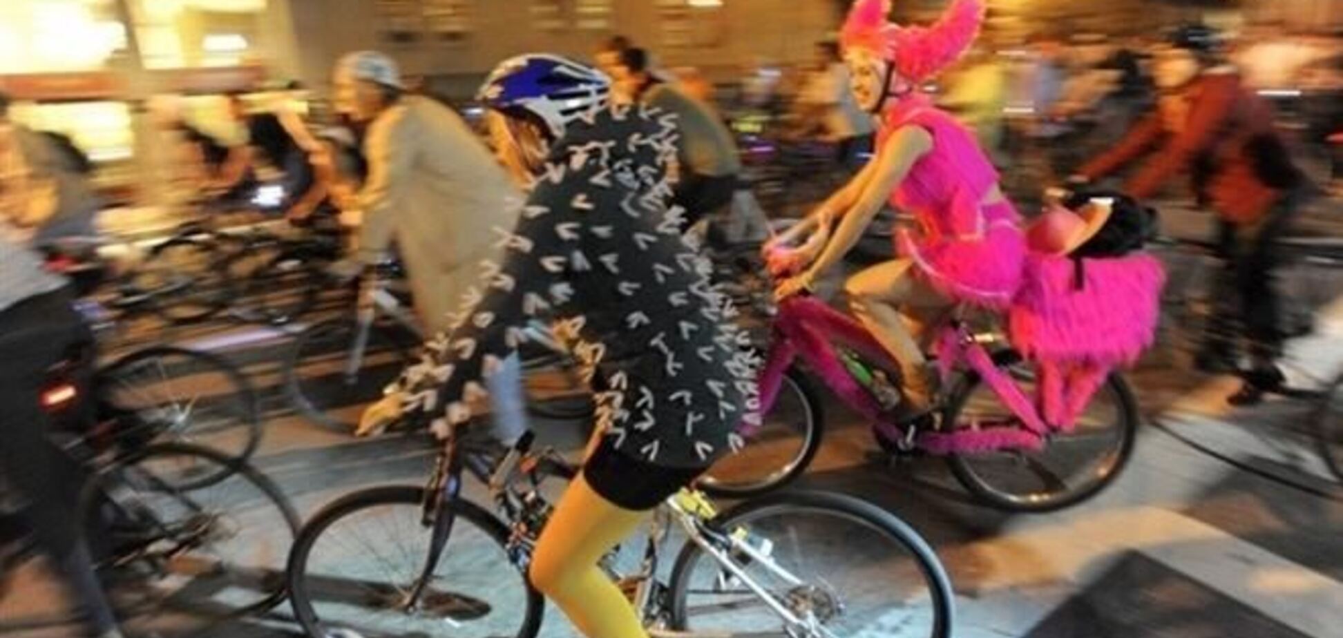 На Хеллоуин по Киеву проедутся 'страшные велосипедисты'