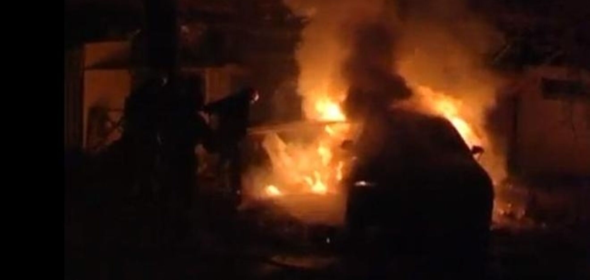 В Киеве из мести подожгли автомобиль