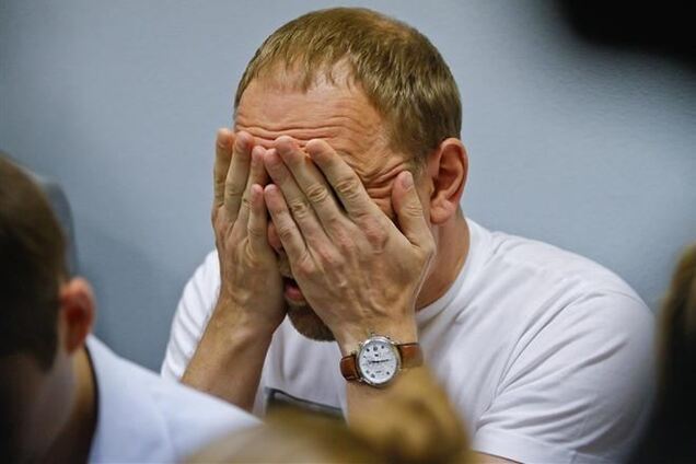 Окунская 'выбила' из Власенко 80 тыс.грн