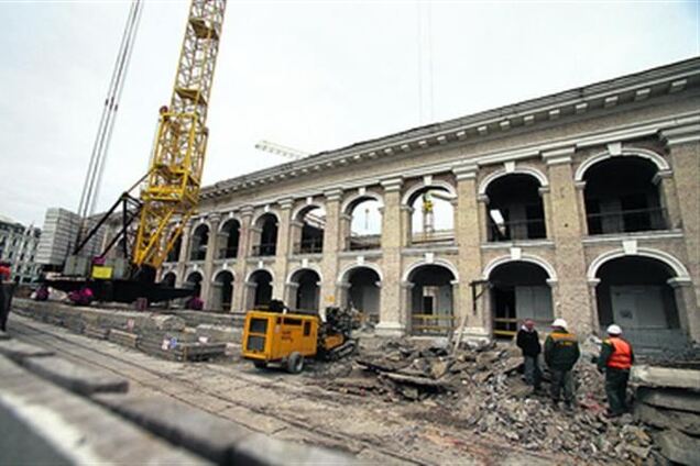 Гостиный двор превращают в ТЦ ускоренными темпами