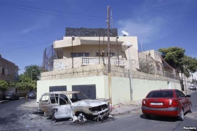 Атаку на посольство РФ в Ливии устроила девушка-пауэрлифтер